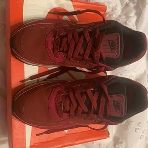 Preown still good condition 🥰NIKE AIRMAX LTD SIZE 9